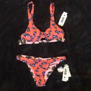 NWT Bikini Lab Set Sz S